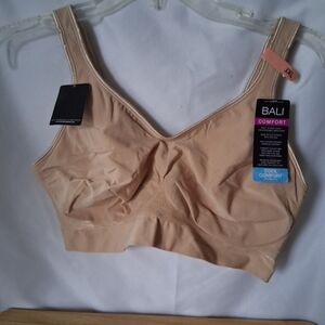 Bali Comfort Women's Bra in Cream Brand New
